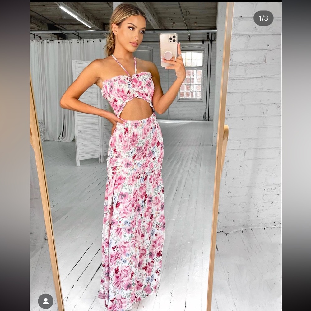 Floral Maxi dress size medium